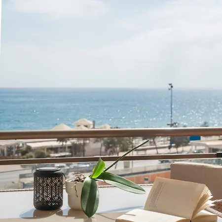 Aa Guest - Rubi Front Sea Views Eco 푸엔히롤라